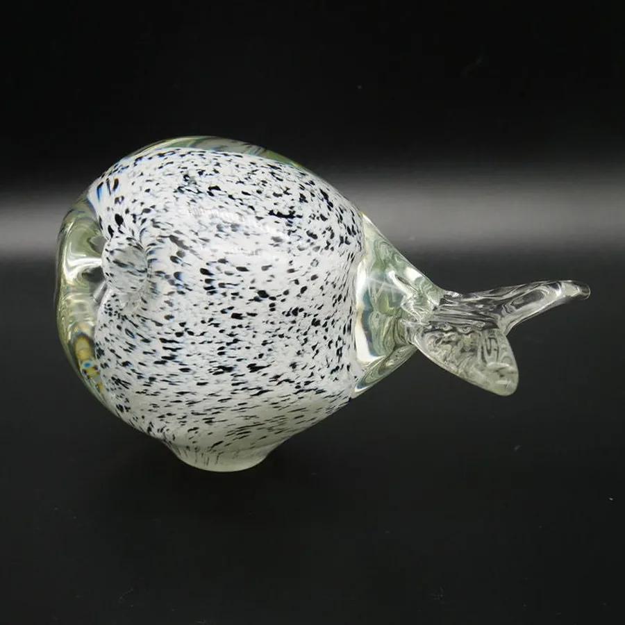 Angled side view of 1960s Sommerso fish revealing full tail structure and graduated color transitions in glass