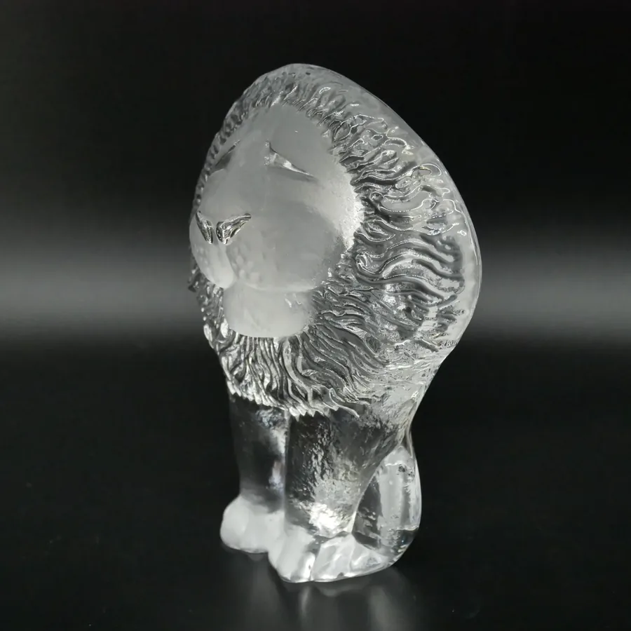 Collectible GlassVintage Art Glass Lion Paperweight Sculpture – Designed by Mats Jonasson, Sweden Image 6