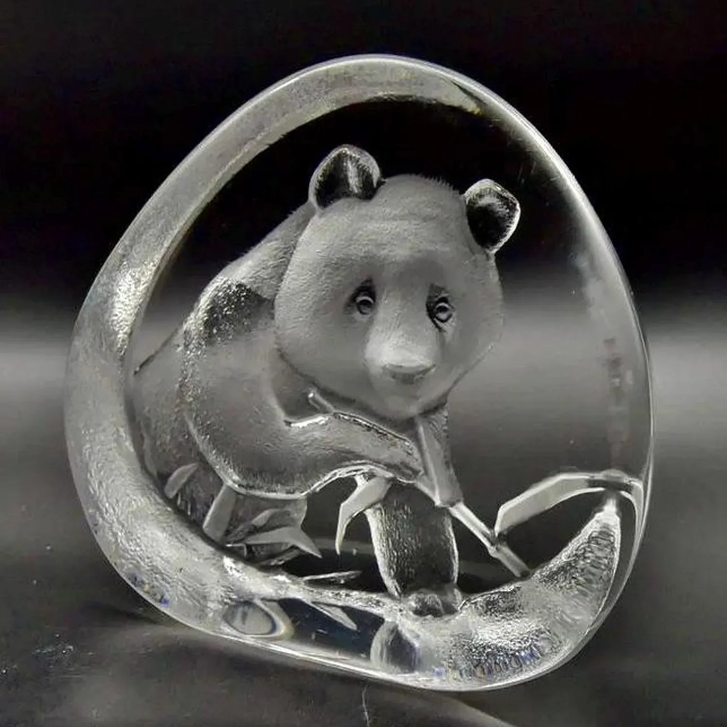 Mid century Mats Jonasson paperweight sculpture crystal glass Panda