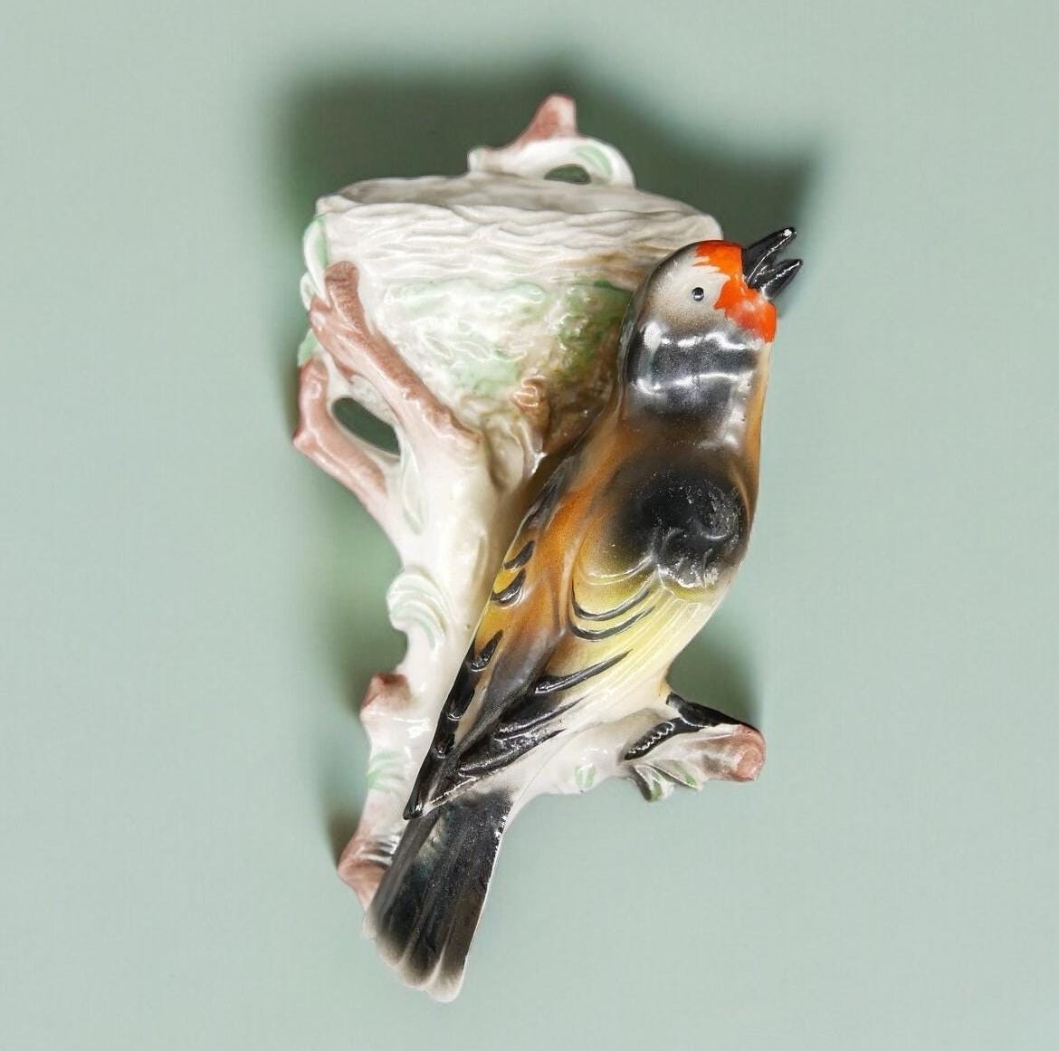 Vintage Hertwig Katzhutte German porcelain robin wall pocket with hand-painted bird and molded cabbage leaf design