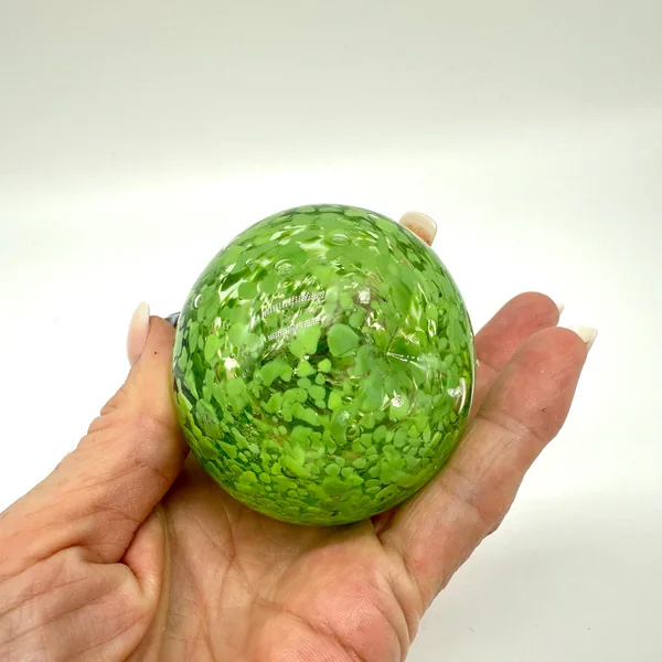 Glass Sculptures & FigurinesKosta Boda Green Glass Pear with Leaf - Mid Century Art Glass Image 7