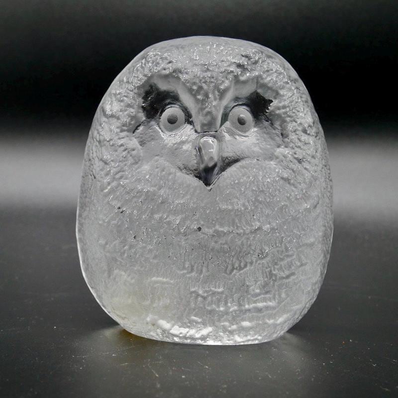 Mats Jonasson frosted glass owl paperweight, front view with detailed facial features and textured wings